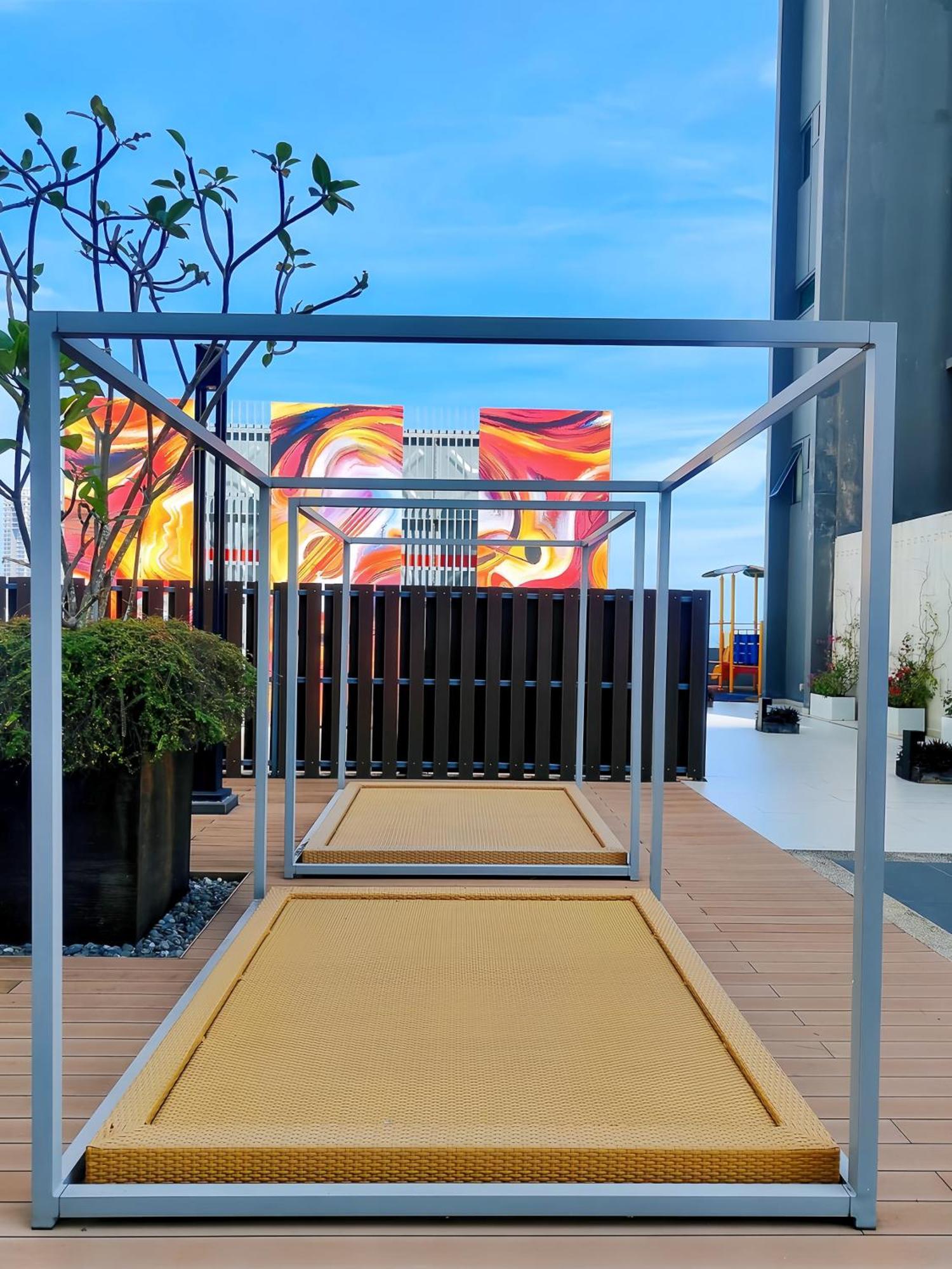 Jazz Service Suites Penang Джордж Таун Екстериор снимка