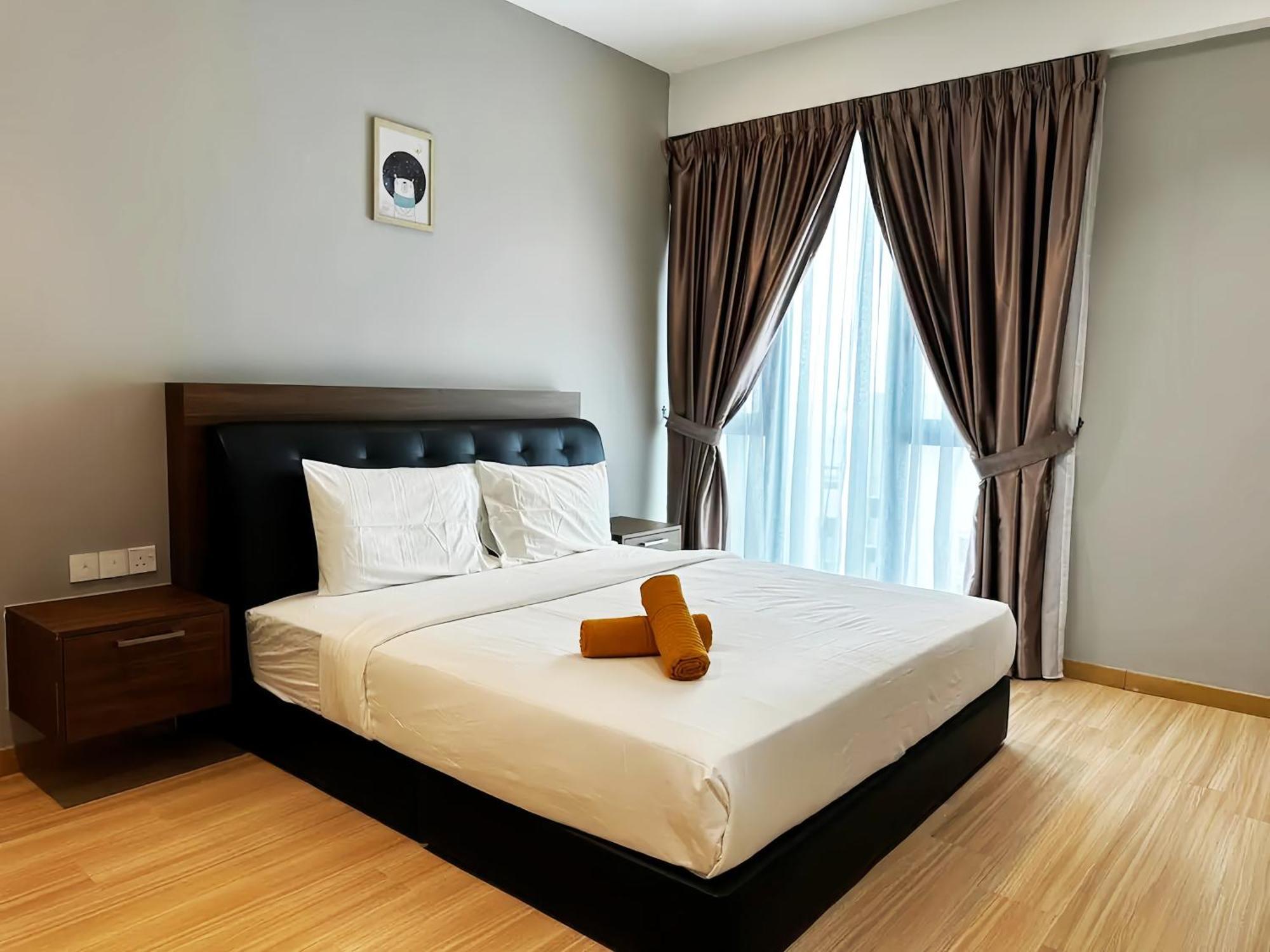 Jazz Service Suites Penang Джордж Таун Екстериор снимка