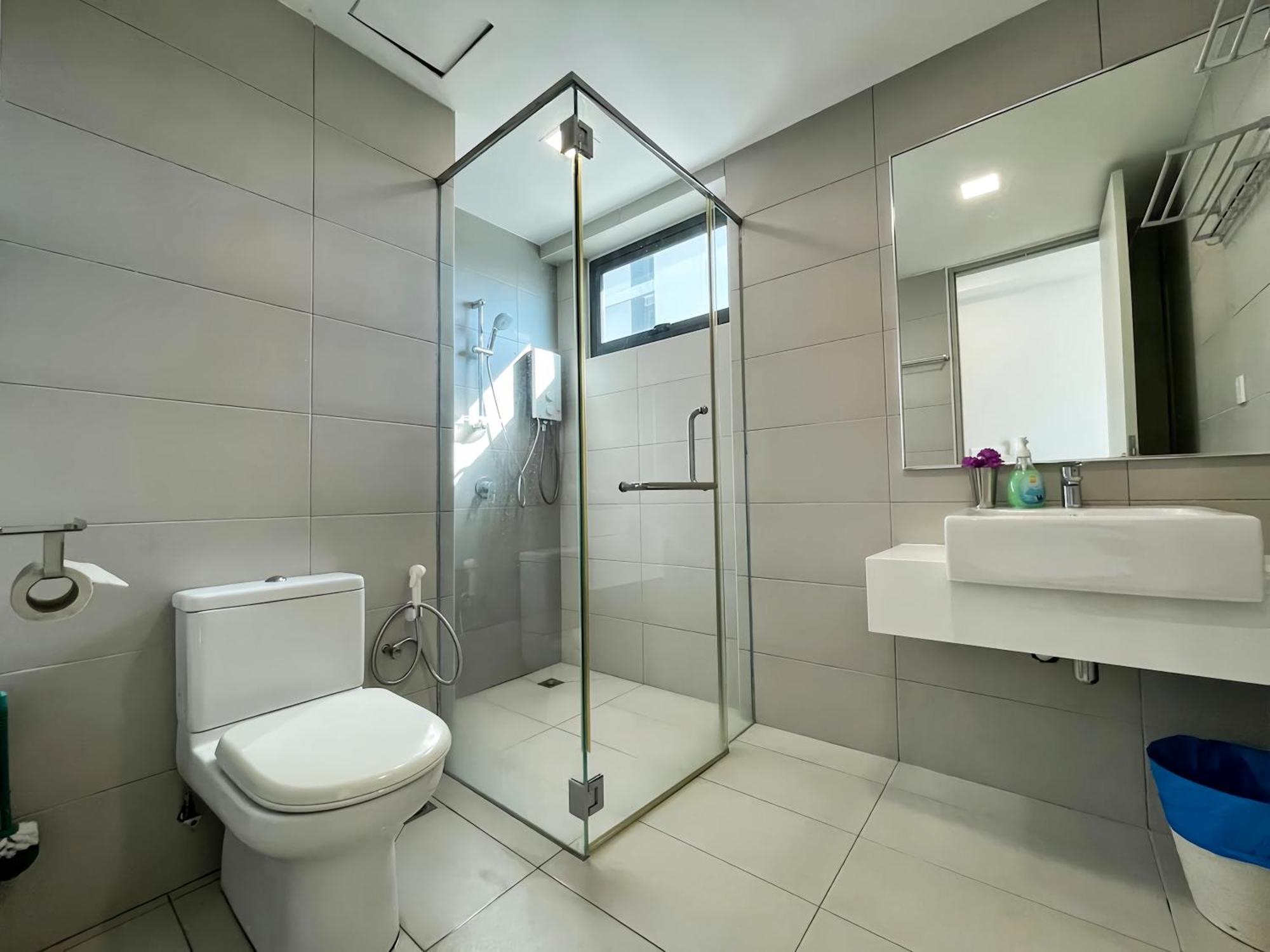 Jazz Service Suites Penang Джордж Таун Екстериор снимка