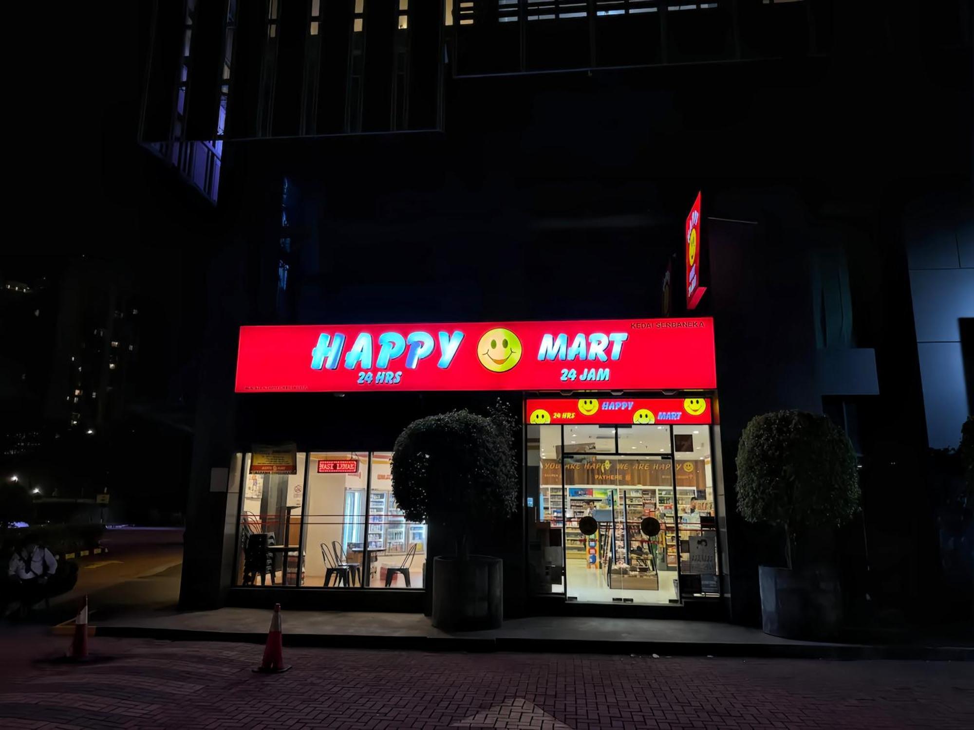 Jazz Service Suites Penang Джордж Таун Екстериор снимка