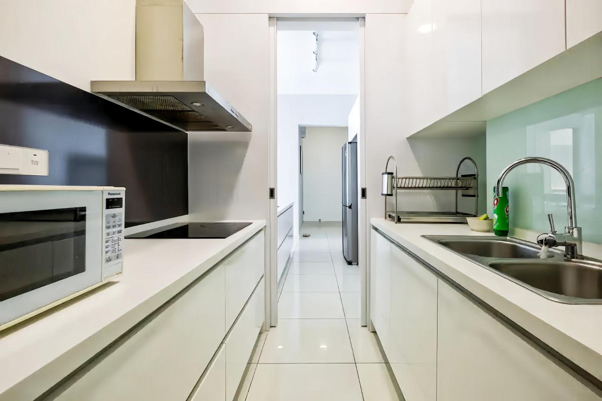 Jazz Service Suites Penang Джордж Таун Екстериор снимка